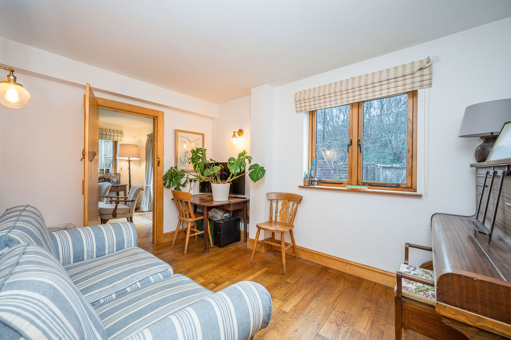 Reception Room- click for photo gallery